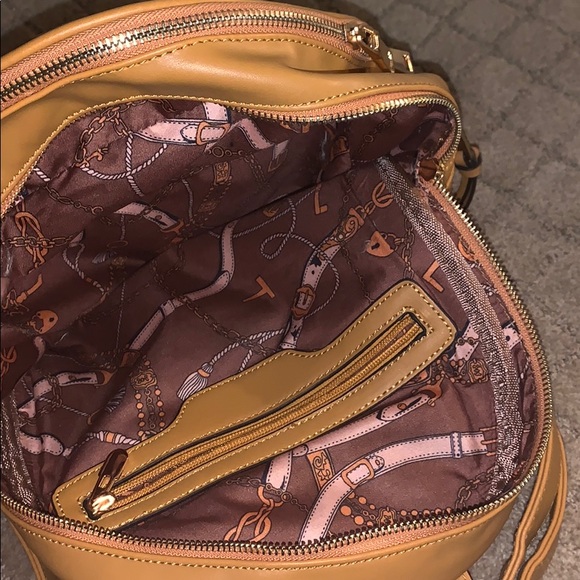 Mini backpack - Picture 3 of 4